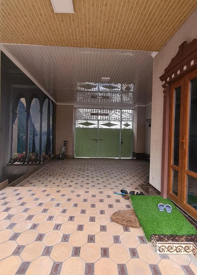 Albergue Sultan Saray Osh Exterior foto
