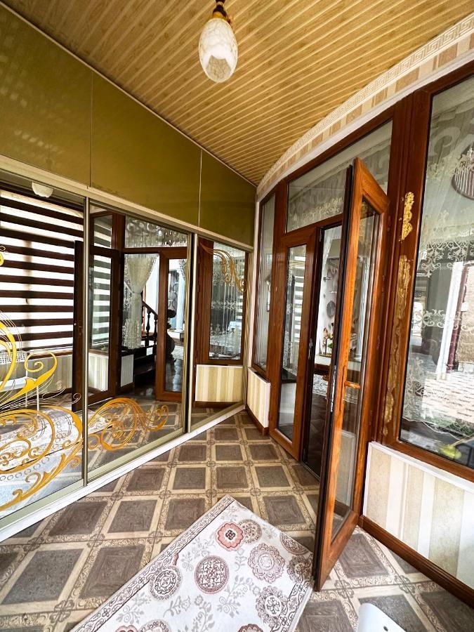 Albergue Sultan Saray Osh Exterior foto